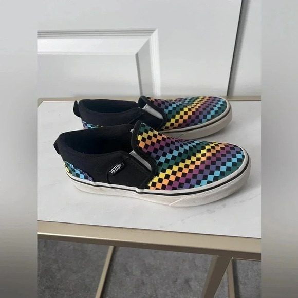 Vans | Off The Wall  Kids Slip On Rainbow Sneakers | Size 3 - Picture 3 of 11